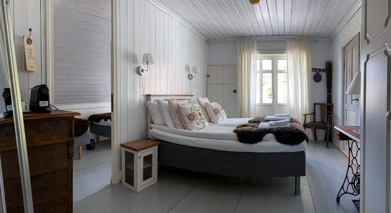 Отель Haaheim Gaard Uggdal Экстерьер фото