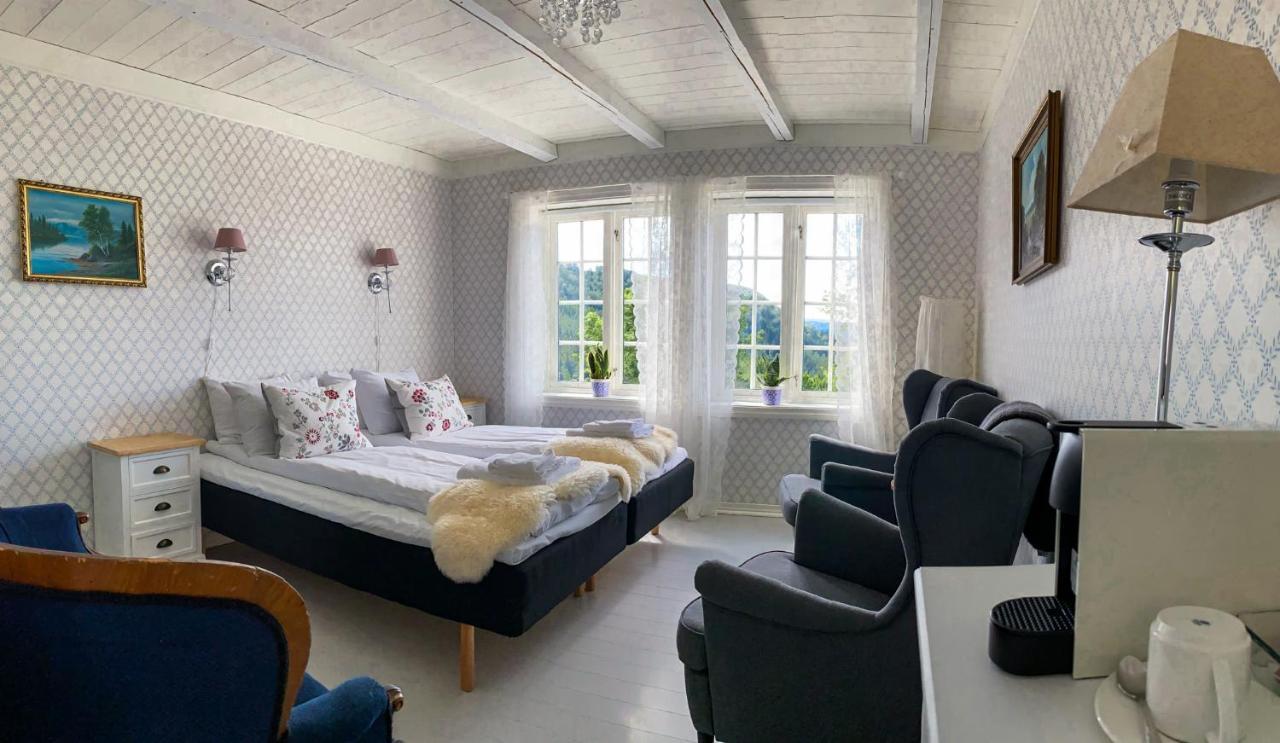 Отель Haaheim Gaard Uggdal Экстерьер фото
