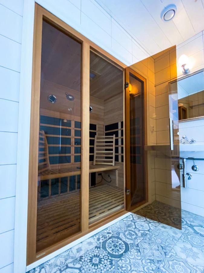 Отель Haaheim Gaard Uggdal Экстерьер фото